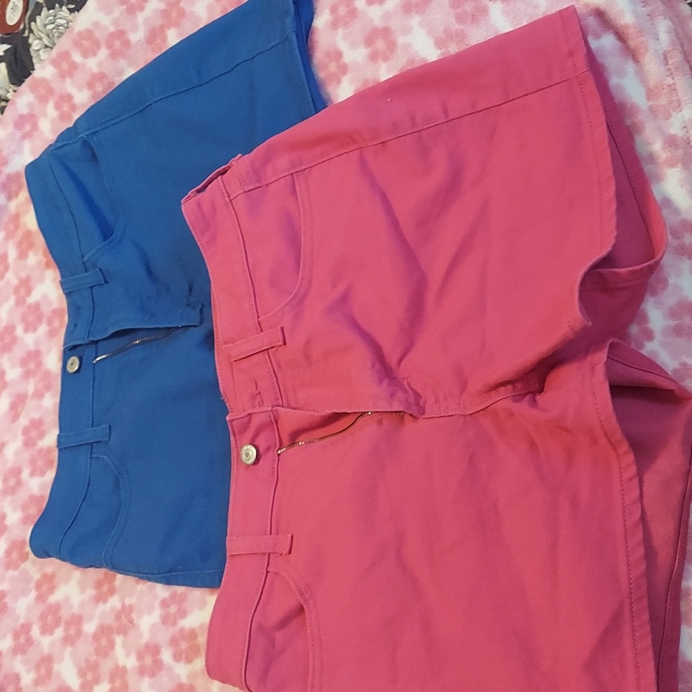 Set Of 2 Size 8 Old Navy Wow Shorts